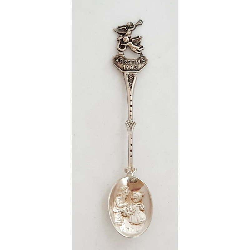 Verzilverde theelepel, Kerstmis 1982